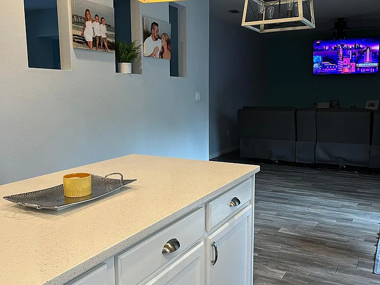822 Marian Ct — Photo 18