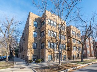 1522 W Addison St APT 3, Chicago, IL 60613