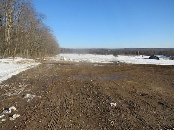 4th image of 254 Rubright Rd