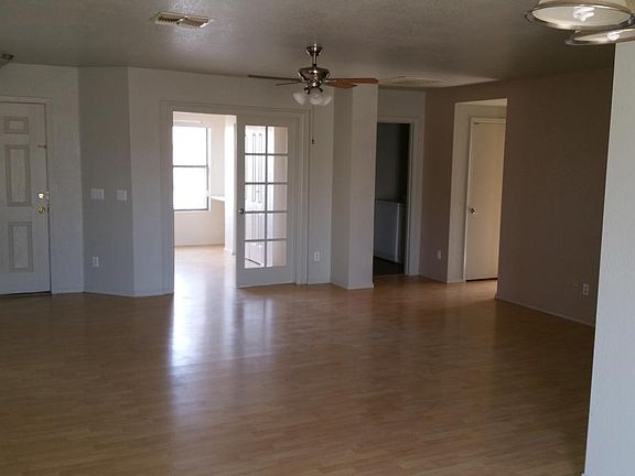 3rd image of 6206 S Avenue Du Printemps