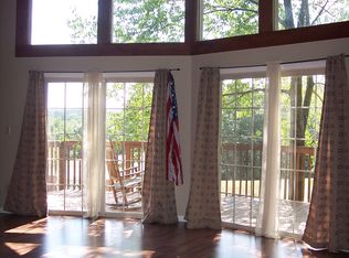 9236 Navajo Trl, Negley, OH 44441