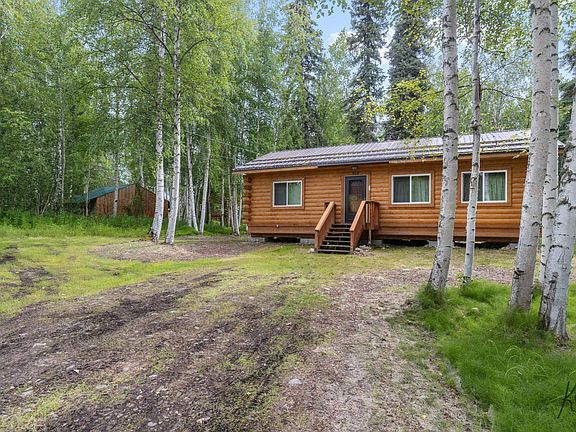 3rd image of 952 Starling Ct