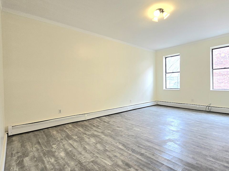 1st image of 1600 Maple Ave #C11