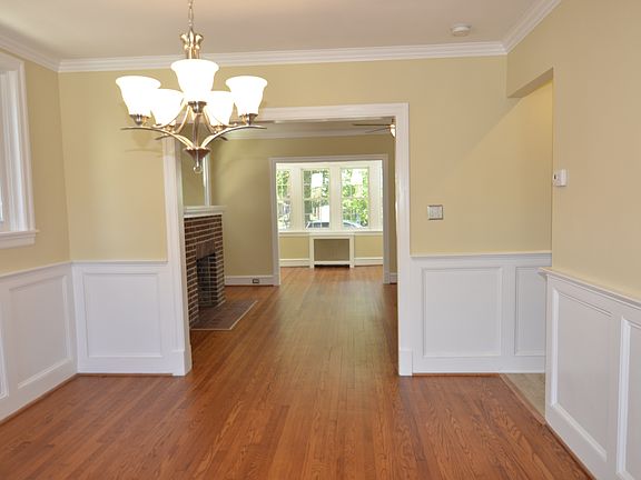 3rd image of 1111 N Bancroft Pkwy
