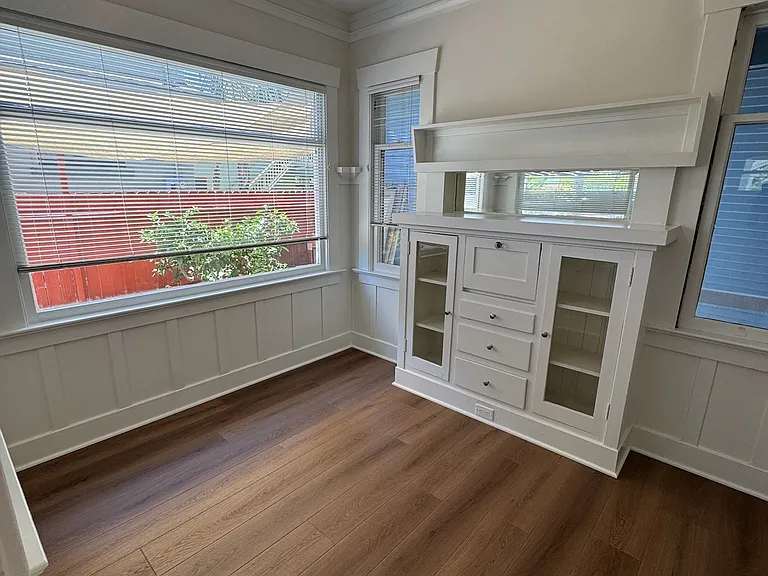 315 Newport Ave — Photo 17