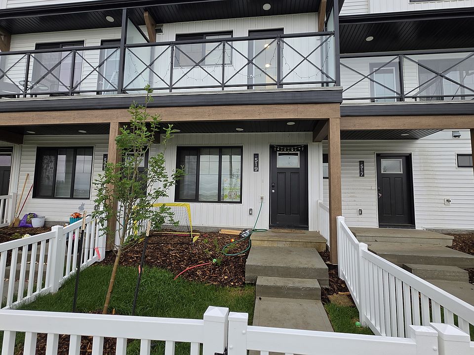 1st image of 519 Aster Blvd NW