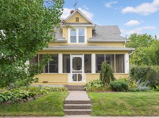 246 9th Ave N, Hopkins, MN 55343