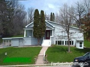 212 Hill St, Darlington, WI 53530