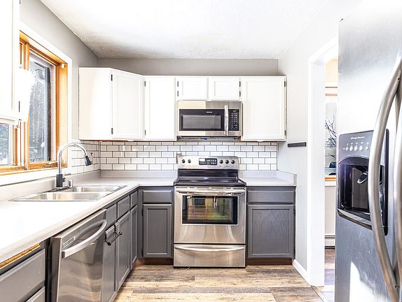 3rd image of 343 Droz Dr #A