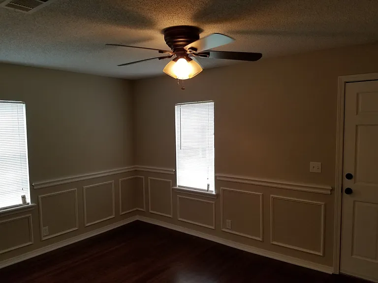 3144 Olive Pl — Photo 7