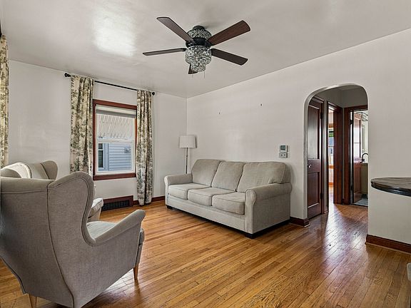 4th image of 2026 46th St