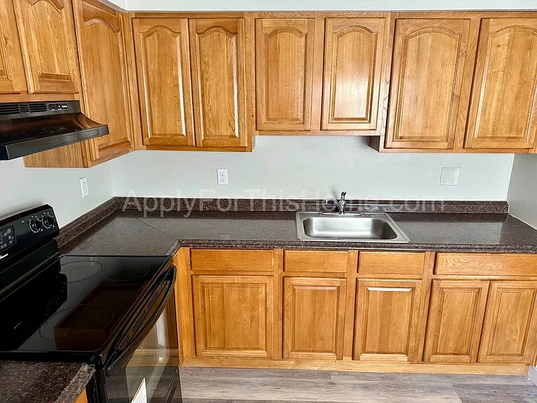 3906 E Bird St #B — Photo 5
