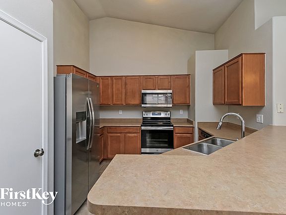 5th image of 7023 S 38th Dr