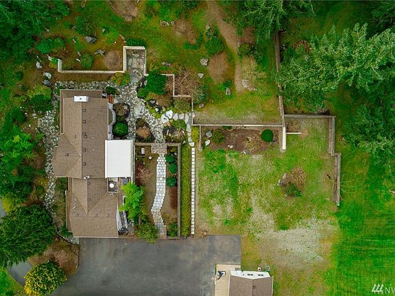 3rd image of 7438 Trowbridge Ave SE