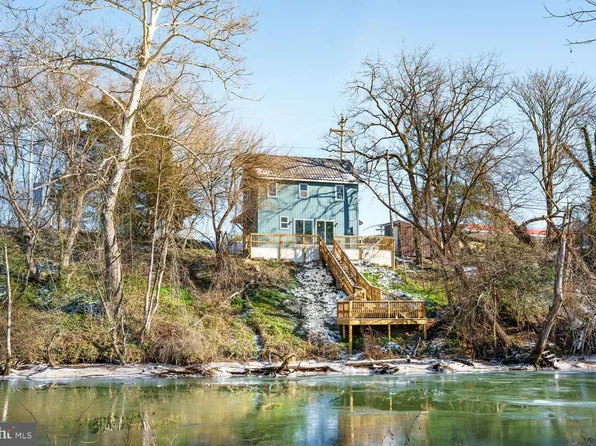 13306 Greensboro Rd, Greensboro, MD 21639