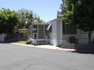 9360 N Blackstone Ave SPC 136, Fresno, CA