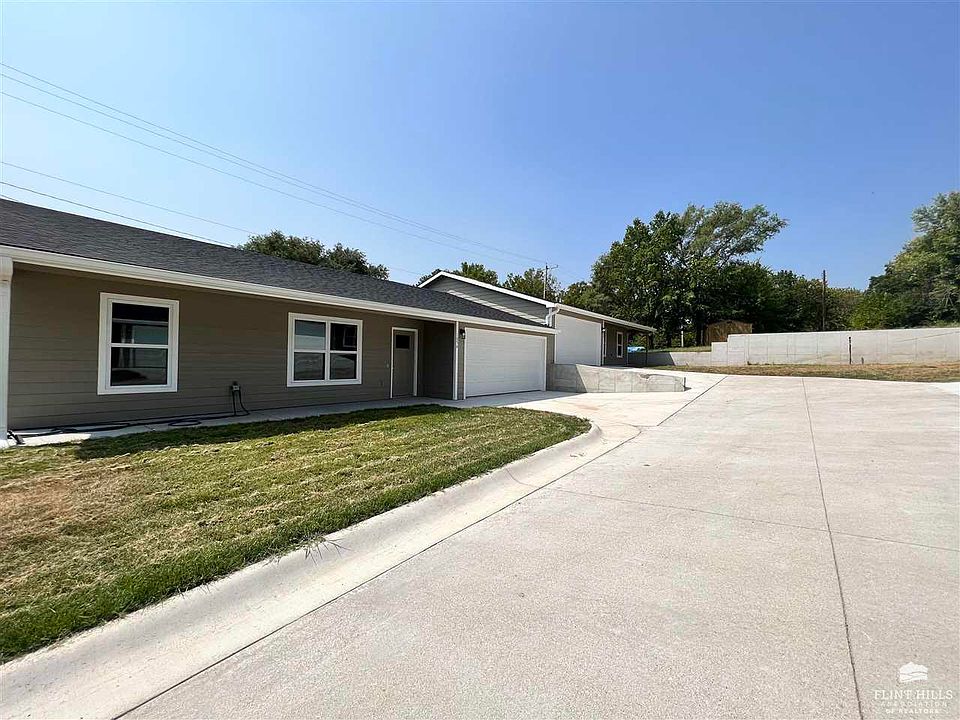 105A105B Jackson St, Saint KS 66535 MLS 20232250 Zillow