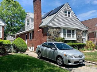 43 Jasper St, Valley Stream, NY 11580