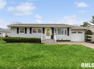 1113 4th Ave N, Clinton, IA 52732