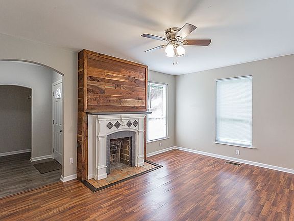 4th image of 3709 Hoyt St