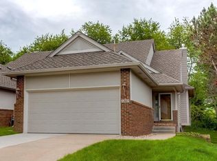 1367 Pompano Dr, Clive, IA 50325