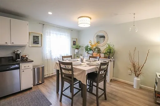 54 Fairfield Park — Photo 3