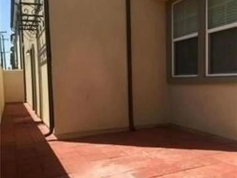 808 S Gladys Ave — Photo 15