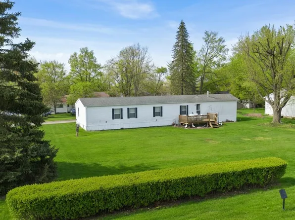 7665 S Renner St, Hamilton, IN 46742