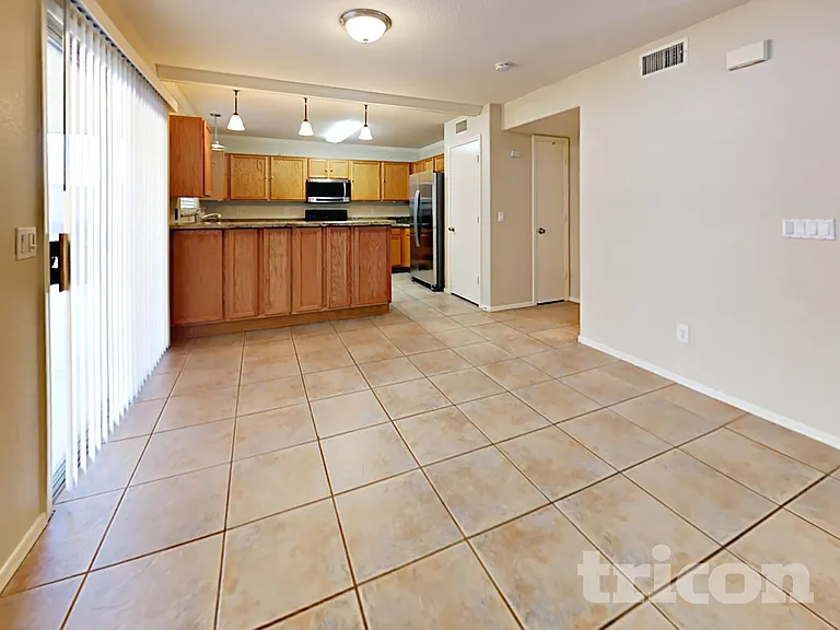 16286 N 159th Dr — Photo 5