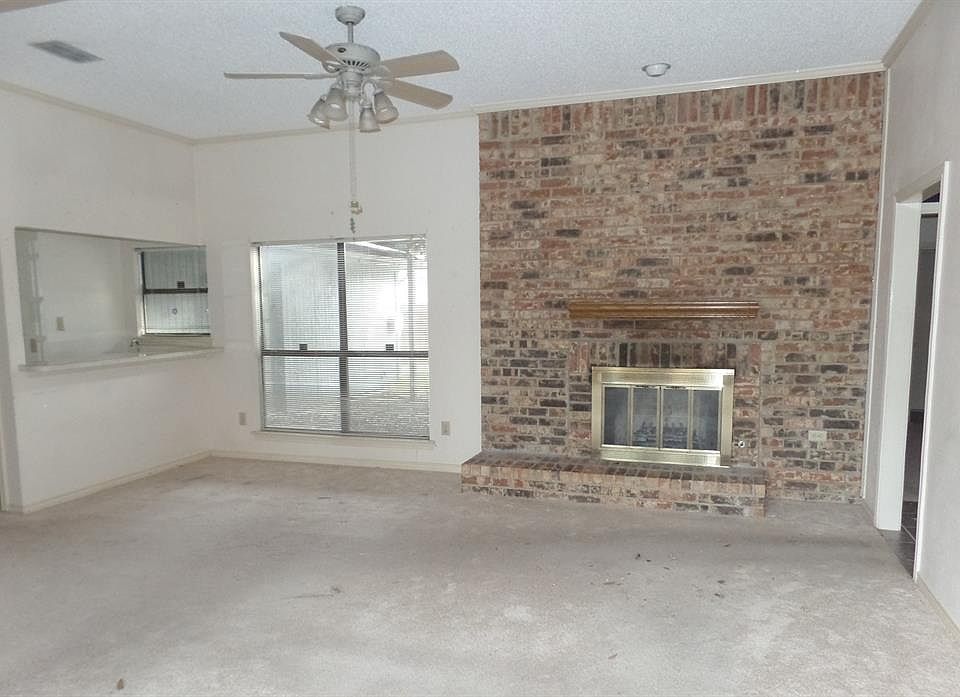 1st image of 4716 La Paz Dr