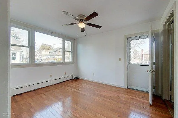 372 Broadway St #C — Photo 4