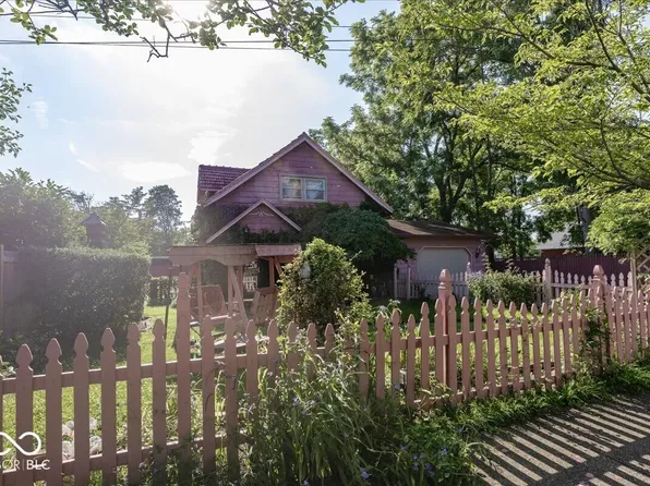 17 Hough St, Greenfield, IN 46140