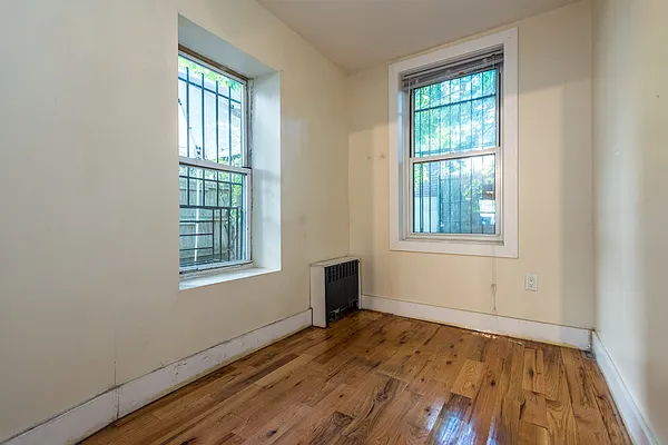 Rented by Nooklyn NYC LLC | media 23