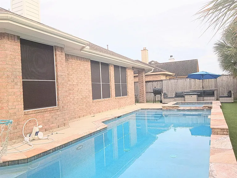 17815 Gables Bend Dr — Photo 25