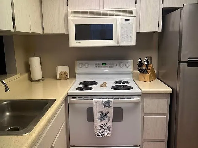 3363 Alouette Cir #104 — Photo 34