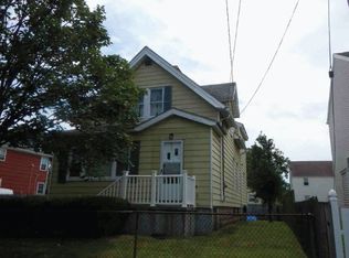 35 Garibaldi Ave, Stratford, CT 06615
