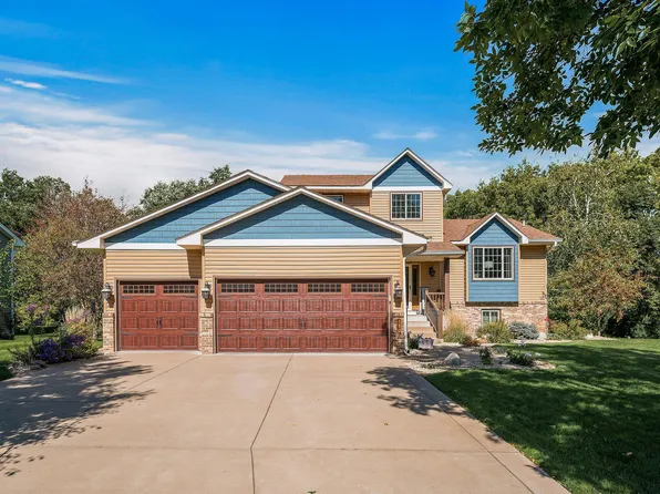 119 Mustang Ct, Lino Lakes, MN 55014