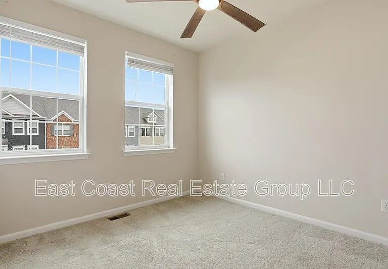 5123 Ironsides Dr — Photo 22