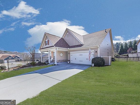 4th image of 422 Windy Ridge Way