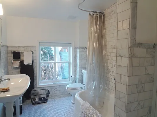 Rented by City Connections Realty | media 14