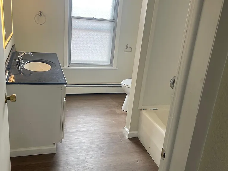 32 Ransom St #2 — Photo 14