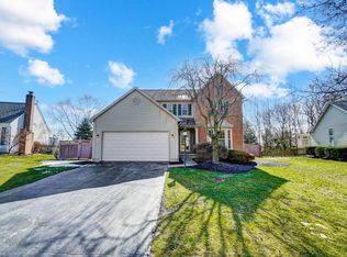 8790 Clarksdale Dr, Lewis Center, OH 43035