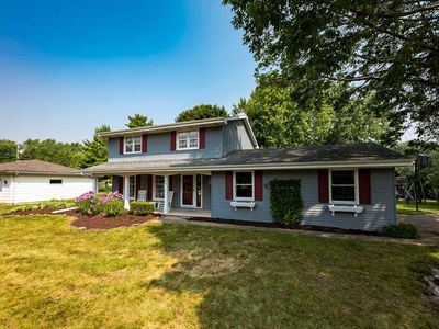 708 Manchester Rd, Neenah, WI, 54956