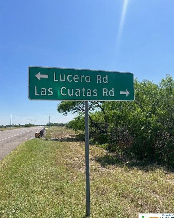 2nd image of Las Cuatas Rd