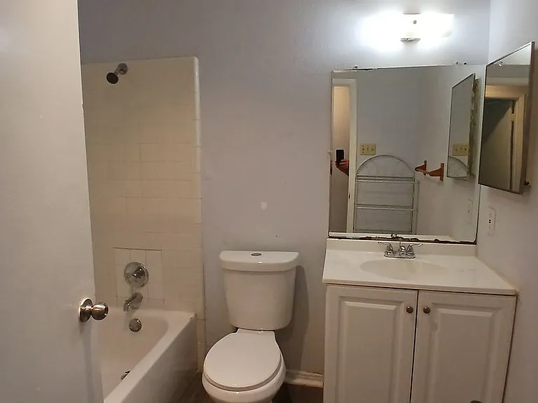 12109 Bishop Dr — Photo 21