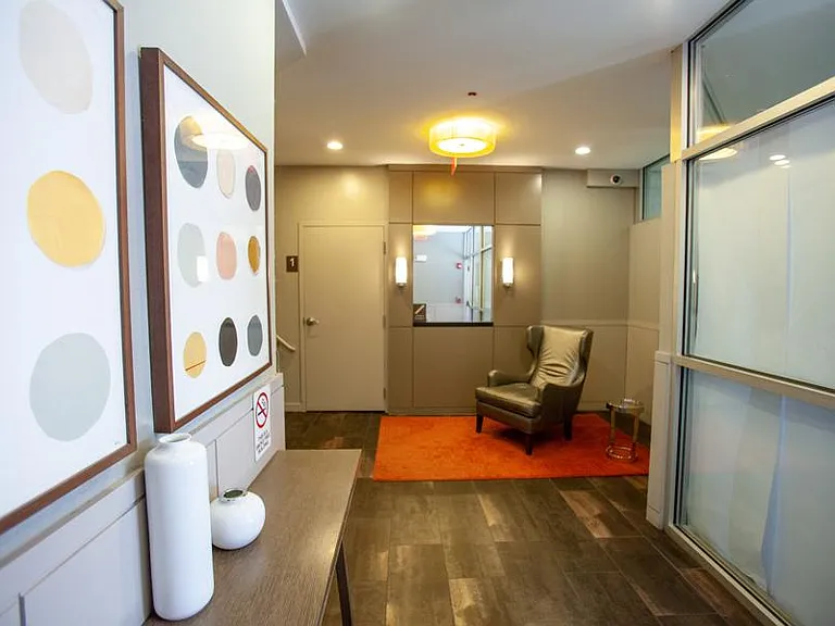 57 N Washington St #2B — Photo 15