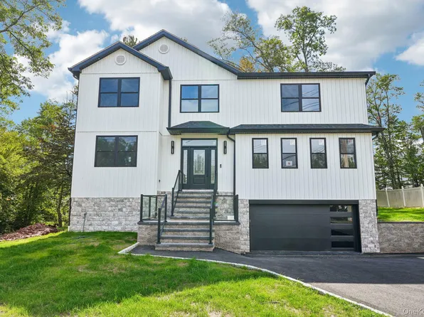 71 Gilchrest Road, Valley Cottage, NY 10989