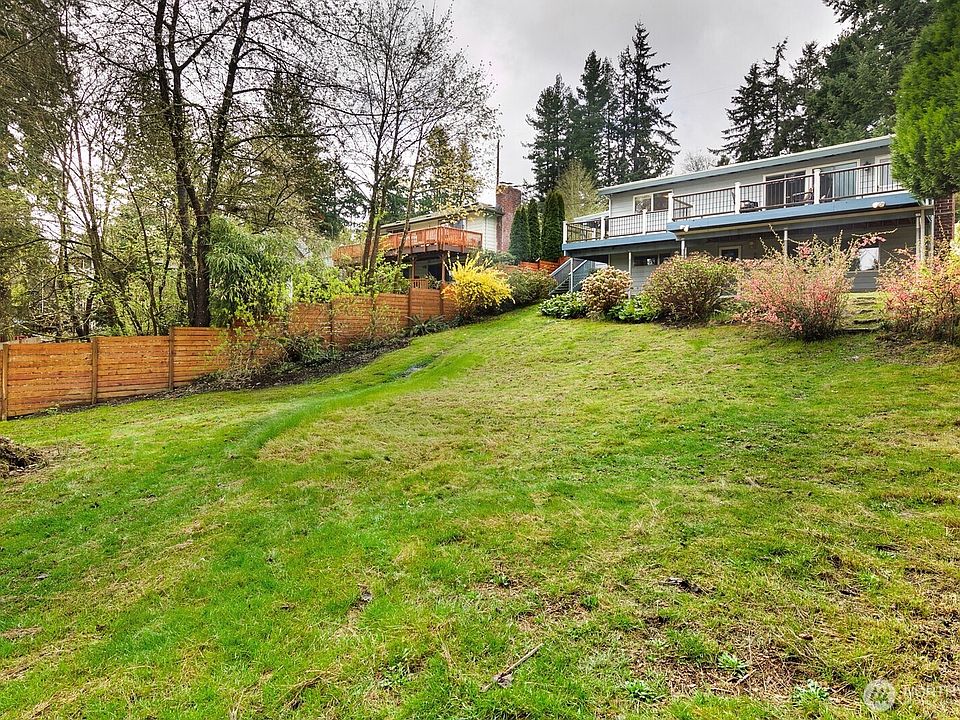 1st image of 15544 Densmore Avenue N