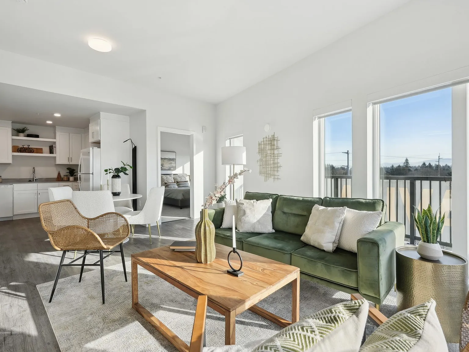 AVIVA Apartments — Photo 2