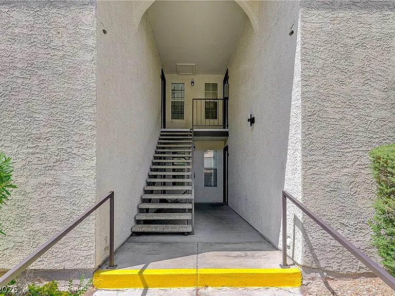 2606 S Durango Dr #248 — Photo 33